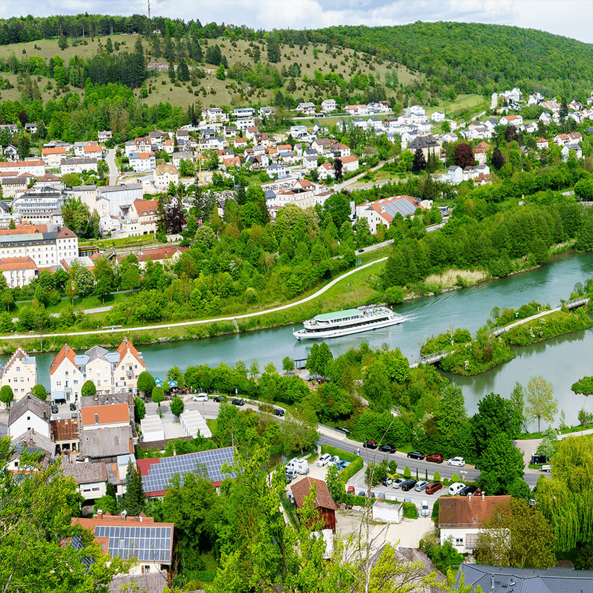 Interaktive Karten, ausführliche Reisebücher, Routenkarten und unsere Clubkarte