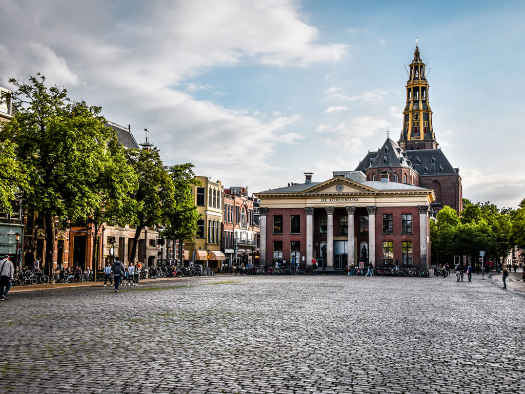 Entdecken Sie die Reiseziele in den Niederlanden mit RENT AND TRAVEL